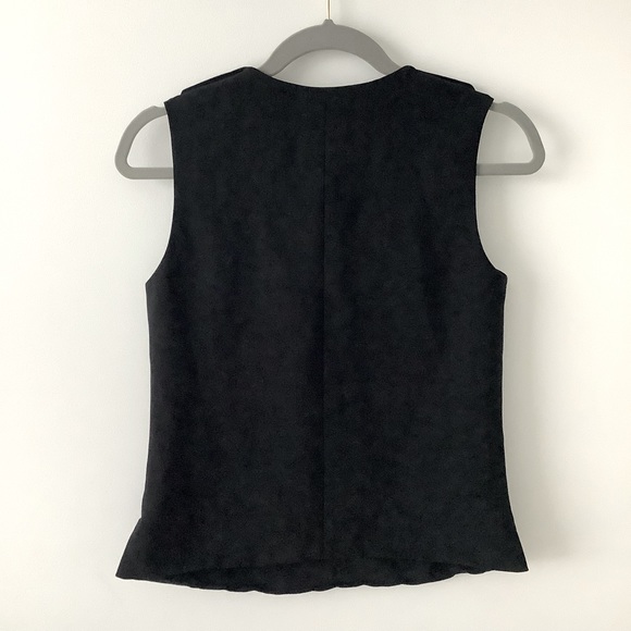 Emporio Armani women’s sleeveless black top v neck size s-m - Picture 3 of 8